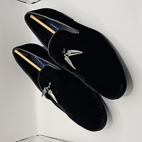 GIORGIO BRUTINI Cowell Black Velvet Slip On Loafer Gunmetal Pointed Tassels - Picture 1 of 6